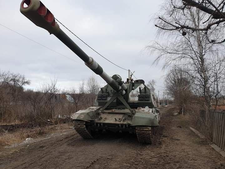 Abandoned and destroyed military equipment of the Kantemirovskaya division near the town of Trostyanets